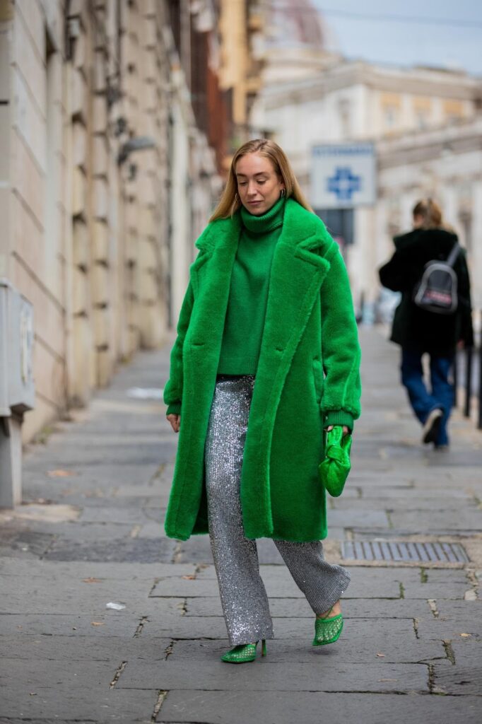 zelený kabát