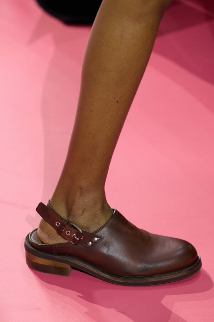 Módní boty na jaro a léto 2026: s měkkým svrškem (ve stylu balerín)