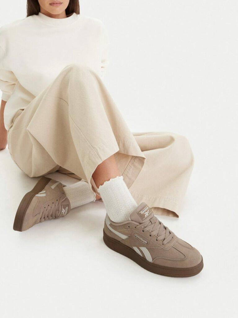 dámské semišové boty Reebok